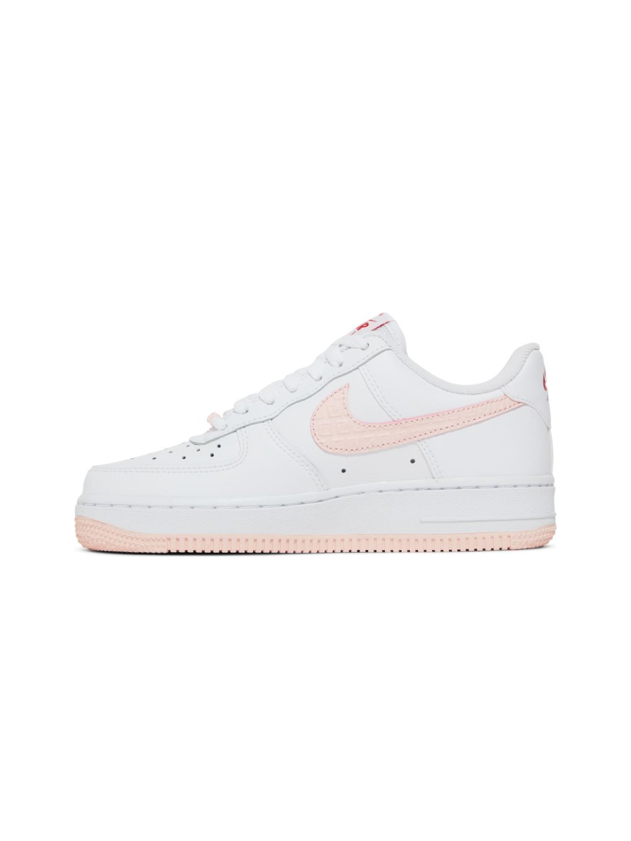 Картинка Кроссовки женские летние Nike Air Force 1 Low Valentine White